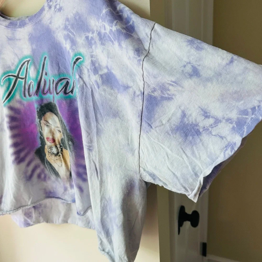 Aaliyah Graphic Tie Dye Cropped T-Shirt Purple White At‎ Your Best Womens XL - Picture 3 of 6